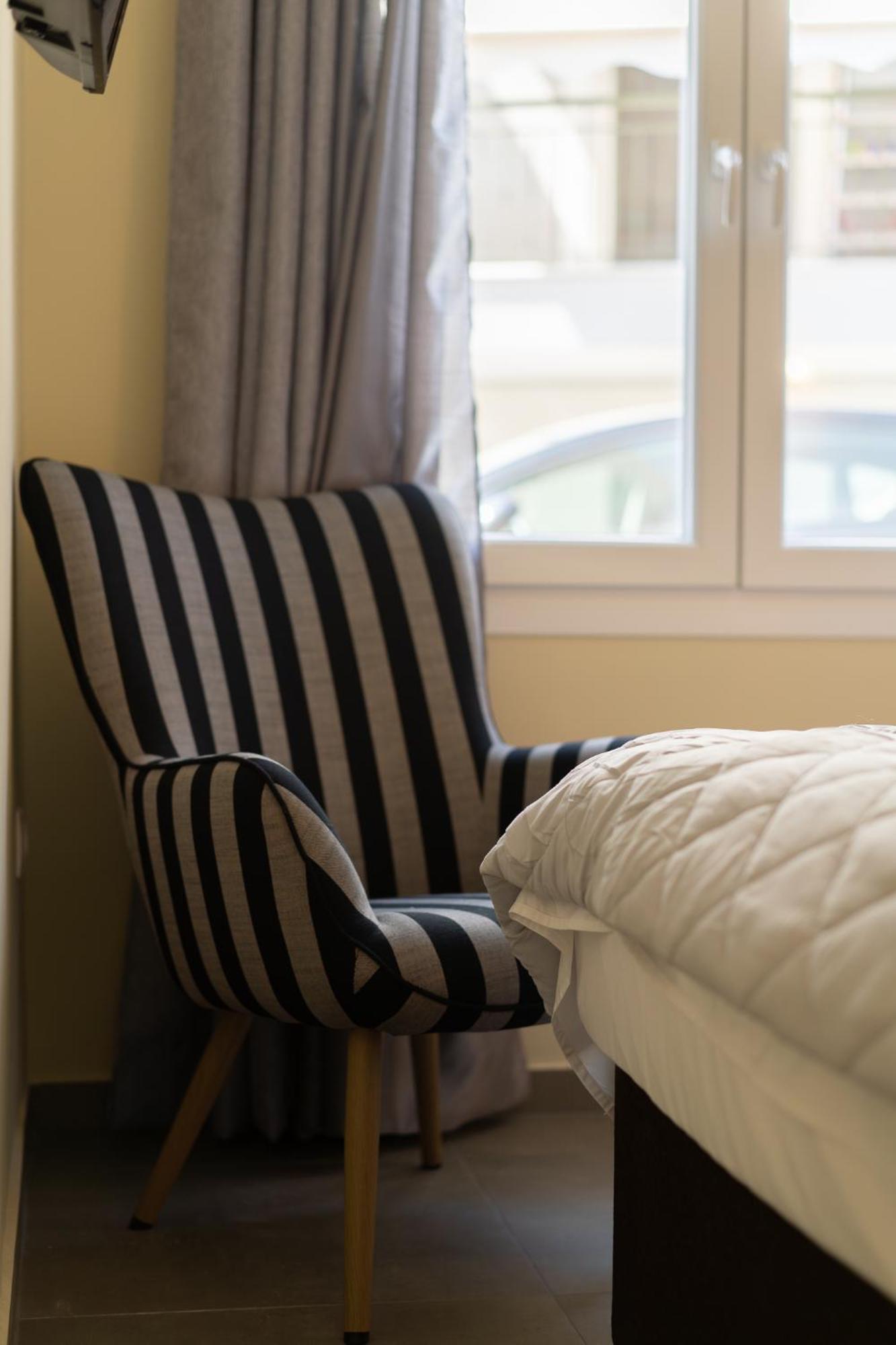 Two Bedroom Apartment, Mytilene Lesvos エクステリア 写真