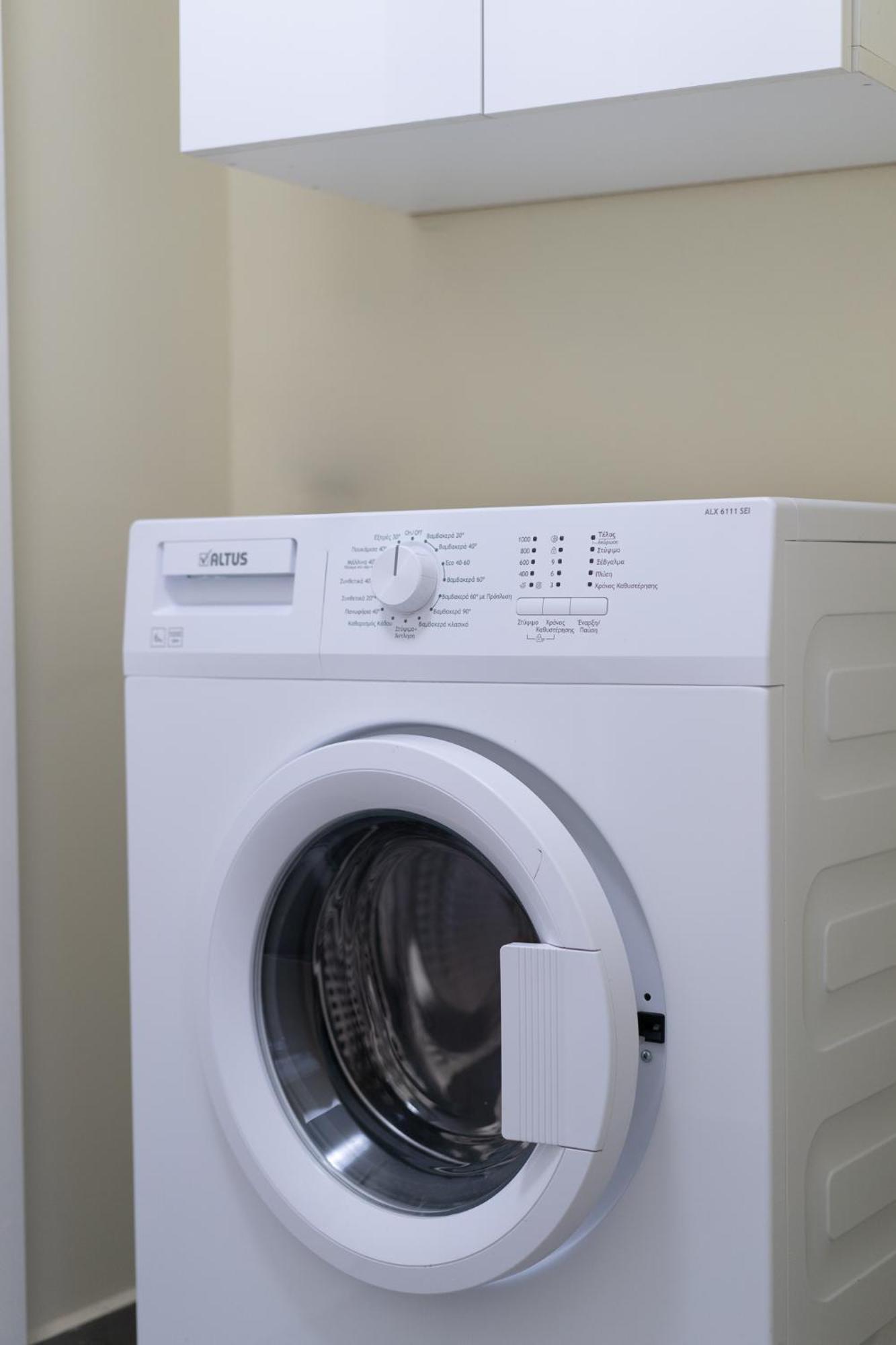 Two Bedroom Apartment, Mytilene Lesvos エクステリア 写真